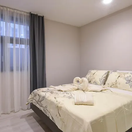 Sunny Day Luxury Holiday Apartments Orebić Esterno foto
